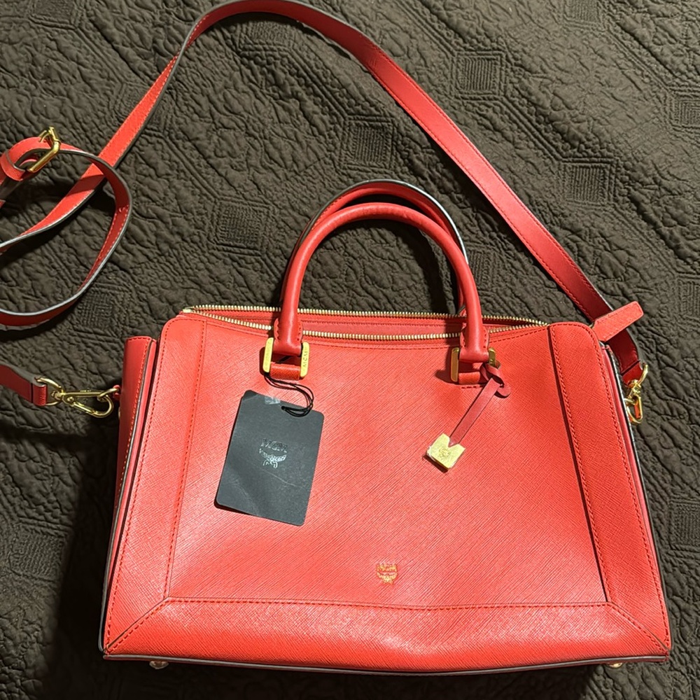 NWT! MCM purse
